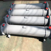 GLC5-30外碳鋼內(nèi)紫銅管30平方油冷卻器